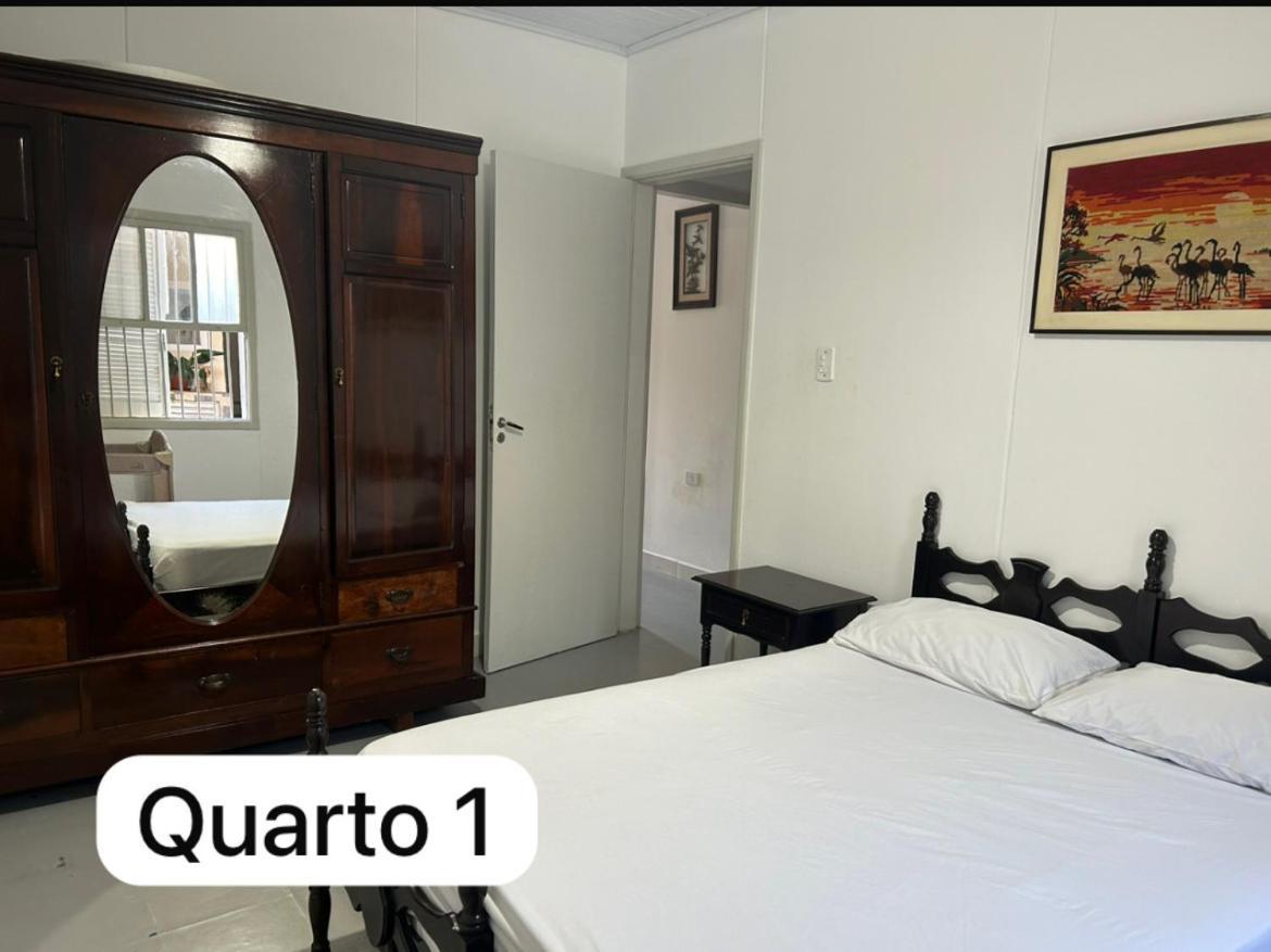 Casa De Praia Em Guaruja A 200 Metros Do Mar Exterior foto