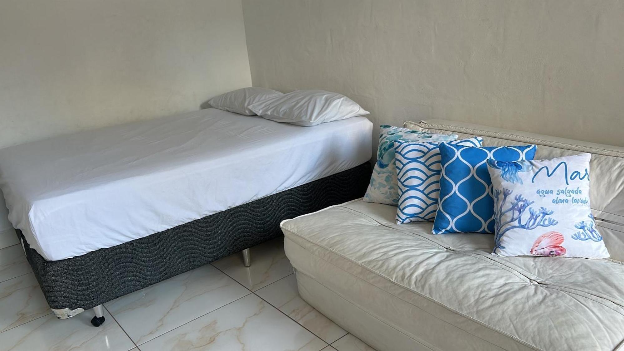 Casa De Praia Em Guaruja A 200 Metros Do Mar Exterior foto